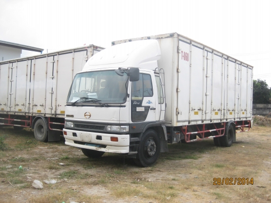 ขายหกล้อ FF1J เครื่อง JO8C เทอร์โบ ปี 46 ตู้ 10 บาน 7.2 m โทร 088-4501277