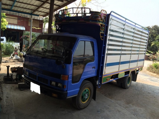 ""ขายด่วน"" ขาย รถ 6 ล้อ ISUZU NPR 110 แรงม้า มีดั้ม