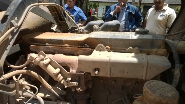 ISUZU FTR33F 6ล้อดั้ม195แรง ห้างแท้หัวเดิมบาง ยางสวยเต็ม คัสซีสวย เครื่องแน่นไม่มีไอ...กันชนหน้าให้ใหม่.