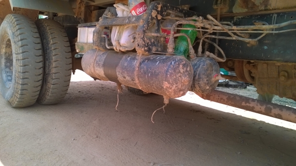 ISUZU FTR33F 6ล้อดั้ม195แรง ห้างแท้หัวเดิมบาง ยางสวยเต็ม คัสซีสวย เครื่องแน่นไม่มีไอ...กันชนหน้าให้ใหม่.