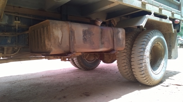 ISUZU FTR33F 6ล้อดั้ม195แรง ห้างแท้หัวเดิมบาง ยางสวยเต็ม คัสซีสวย เครื่องแน่นไม่มีไอ...กันชนหน้าให้ใหม่.