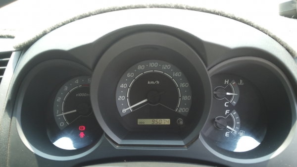 ขาย กระบะ VIGO 3.0หัวเดียว พร้อมหลังคาโดยสารเครื่องเสียงชุดใหญ่ สภาพสวยวิ่งน้อย