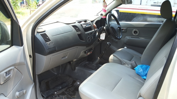 ขาย กระบะ VIGO 3.0หัวเดียว พร้อมหลังคาโดยสารเครื่องเสียงชุดใหญ่ สภาพสวยวิ่งน้อย