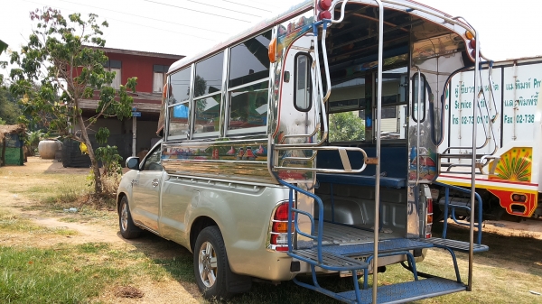 ขาย กระบะ VIGO 3.0หัวเดียว พร้อมหลังคาโดยสารเครื่องเสียงชุดใหญ่ สภาพสวยวิ่งน้อย