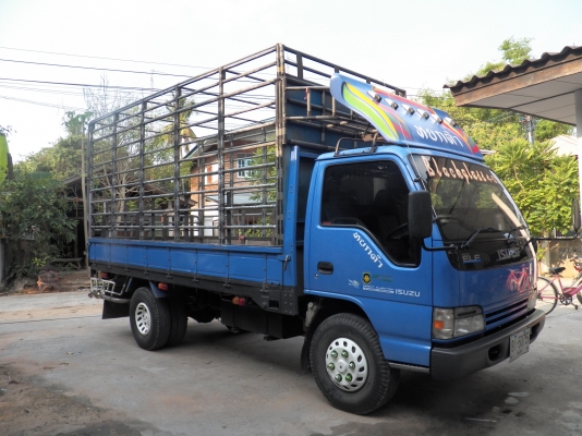 ขายรถบรรรทุกหกล้ออีซซู  npr130   แรงปี47  ราคา685000 บาท