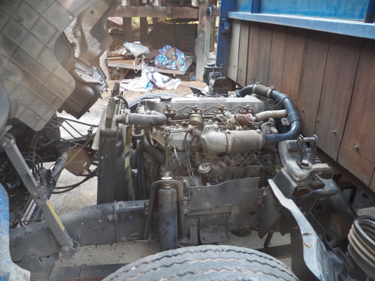 ขายรถบรรรทุกหกล้ออีซซู  npr130   แรงปี47  ราคา685000 บาท