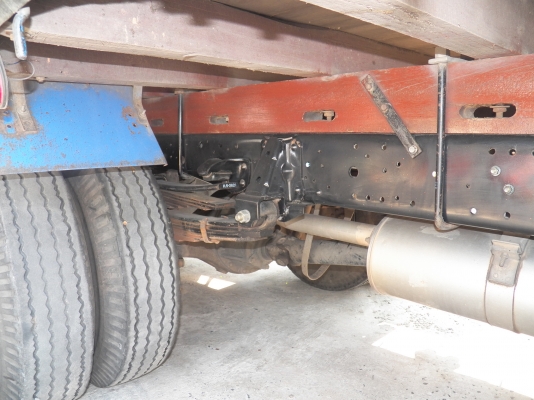 ขายรถบรรรทุกหกล้ออีซซู  npr130   แรงปี47  ราคา685000 บาท