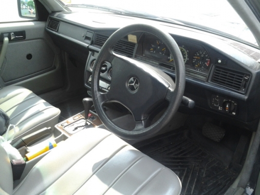 ขาย benz 190e 1.8 autoเครื่องเดิม ติดแก็ส lpg สวยถูกๆ 98000 ขาย benz 190e 1.8 autoเครื่องเดิม ติดแก็ส lpg สวยถูกๆ 98000