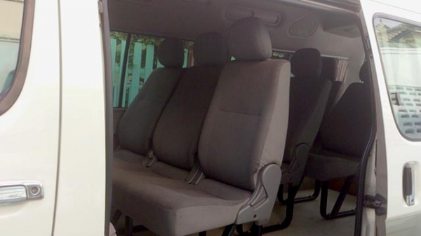 ขาย Toyota commuter HIACE หลังคาสูง รุ่นปี 2005