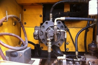 แบคโฮ VOLVO LC 210 ไฟฟ้าครบ เล่มทะเบียน