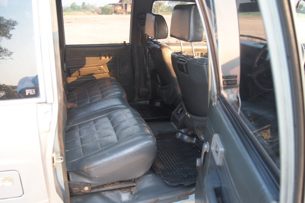 ขายถูก TOYOTA HERO LN56 4ประตู (แค็ปเล็ก) ปี90