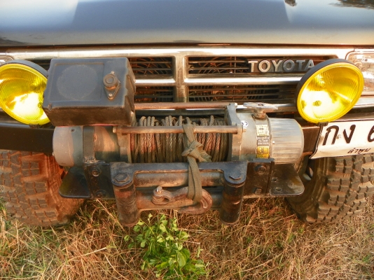 ลดราคาขาย TOYOTA LN65 4ประตู คานแข็ง 4x4 ขายราคา 269,000.-