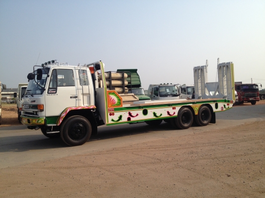 คุ้มครับสั่งได้ ROCKY บรรทุกรถเกี่ยว เครื่อง 195-240 แรงสามารถสั่งได้ครับ