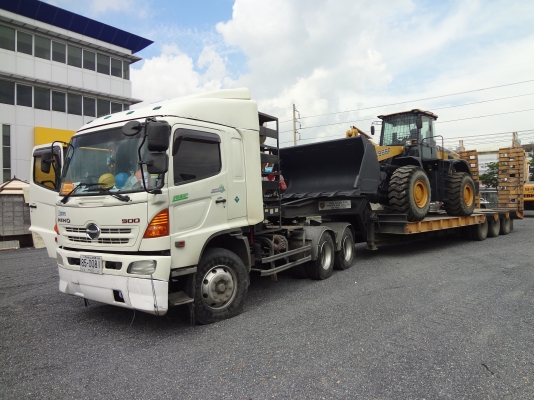 รับสมัครพนักงานขับรถเทรลเลอร์ (หัวลาก)