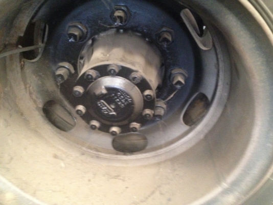 กำลังเก็บงานครับรอเจ้าของอยู่ HINO MEGA เครื่อง 260 แรงช่วงกระบะยาว 7.20 เมตร ยาง 900 ขอบ20 รีบๆเลยครับคันนี้วิ่งร่องสบายเครื่องแรงช่วงล่างใหญ่ สนใจโทรเลยครับ กำลังเก็บงานครับรอเจ้าของอยู่ HINO MEGA เครื่อง 260 แรงช่วงกระบะยาว 7.20 เมตร ยาง 900 ขอบ20 รีบๆเลยครับคันนี้วิ่งร่องสบายเครื่องแรงช่วงล่างใหญ่ สนใจโทรเลยครับ