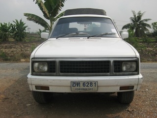 ๋KB 4 ประตูเครื่องฝาทอง 2500 พวงมาลัยพาวเวอร์