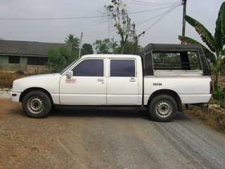 ๋KB 4 ประตูเครื่องฝาทอง 2500 พวงมาลัยพาวเวอร์