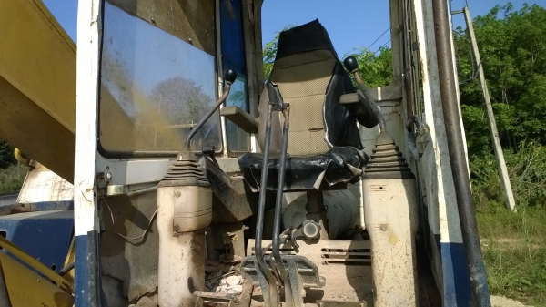 PC60-6 ,มีอินวอยล์ หัวเก๋งไม่สวย อย่างอื่นได้...เอวแน่นๆปั้มแน่น เครื่องแน่น ช่วงล่างสวย..