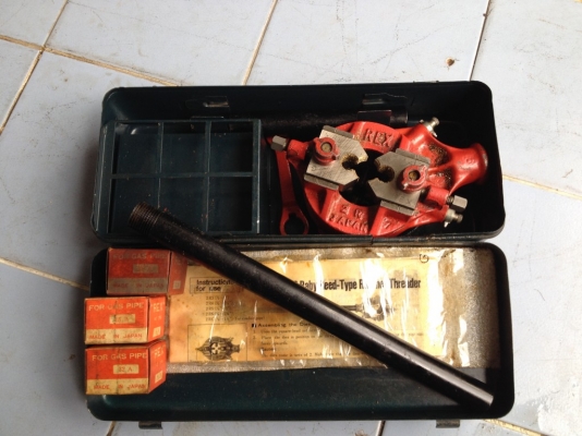 ตัวต๊าปเกลียวมือ rex 2r japanแท้สภาพดีตามรูป