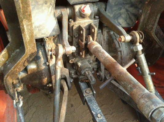 ขายรถไถ KUBOTA L4708 ดันหน้า ผาน6 รถสภาพเดิมๆไม่ได้ทำสีใหม่ พร้อมใช้งาน ทะเบียนพร้อมโอน