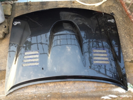 ฝากระโปรงหน้าเเต่งtoyota-ep82ไฟเบอร์ทั้งบานเบามากเก่าญี่ปุ่นสวยๆ