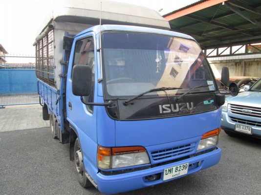 ขาย Isuzu NKR 4ล้อไม่ติดเวลา 120แรง ปี07.