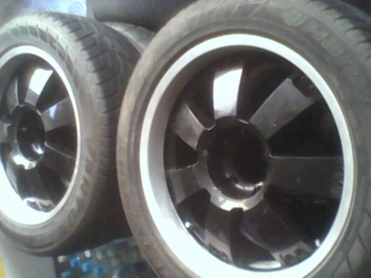 ขายล้อ Lenso ใส่ 6 รู 139 ขอบ 20 มี 4 วง 11000 บาท