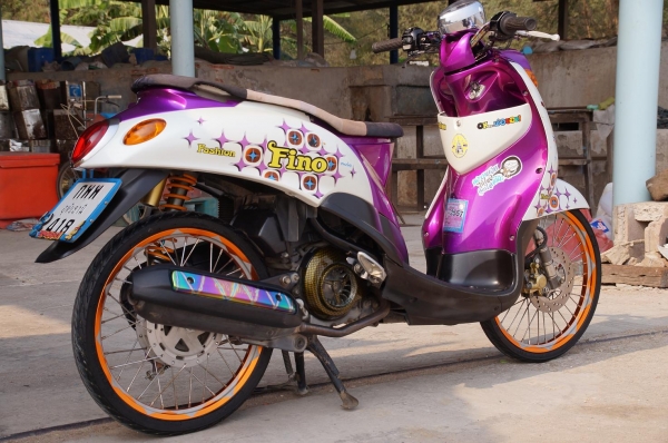 ขาย YAMAHA Fino แต่ง สวย สวย เครื่อง เดิม เดิม เอกสาร ทะเบียนพร้อมโอน ภาษี พ ร บ 2558 สภาพโดยรวมตามรูปครับ ชุดสี ใหม่ โช็คหน้า กลึง โช็คแก๊ส หลัง สวย วงล้อแต่งขอบ 17 ยางดอกเต็ม แบตใหม่ ระบบไฟติดครบ