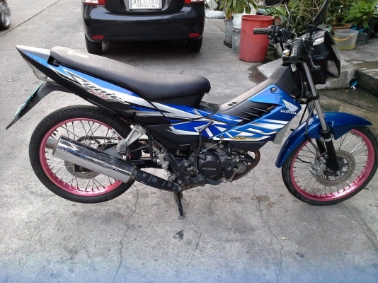 Sonic ปี 49 สีน้ำเงิน ขาว สตาร์ทมือ ตัวใหม่แท้ๆ กุญแจใหญ่ โช๊คดำ อาร์มดำ เครื่องแน่น ไม่หลวม เอกสารครบ