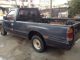 ขาย อีซูซุ เครื่องมังกร90 ถูกๆครับ