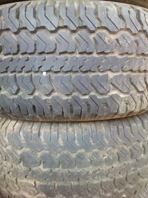 ขายยางมือสอง