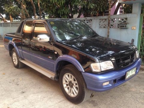 Isuzu Rodeo 4WD cab