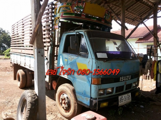 **315,000 บ.ต่อรอง**ขาย6ล้อราคาเบาๆ ISUZU NKR 110HP JAANKR58LK ห้างแท้หูช้าง เกียร์ยาว เครื่อง4BE1 110แรง เครื่องดีติดง่าย แรงดี ช่วงล่าง6น็อตHINO หน้า-หลัง คัสซีสวยเดิมไม่ผุ ไม่ดาม กระบะพื้นไม้คอกไม้ สภาพดีฝาทึบดี ยาง7.50 ดี6เส้น หัวเก๋งสีไม่สวยมีแตกมีลอ