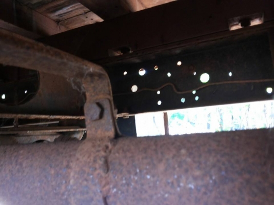 **315,000 บ.ต่อรอง**ขาย6ล้อราคาเบาๆ ISUZU NKR 110HP JAANKR58LK ห้างแท้หูช้าง เกียร์ยาว เครื่อง4BE1 110แรง เครื่องดีติดง่าย แรงดี ช่วงล่าง6น็อตHINO หน้า-หลัง คัสซีสวยเดิมไม่ผุ ไม่ดาม กระบะพื้นไม้คอกไม้ สภาพดีฝาทึบดี ยาง7.50 ดี6เส้น หัวเก๋งสีไม่สวยมีแตกมีลอ