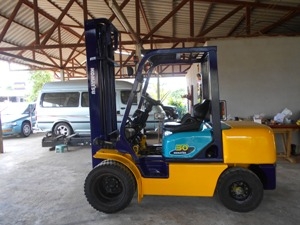 ขายรถโฟล์คลิฟท์โคมัสสุ FD 30-14 เสา 4 ม. มือสองญี่ปุ่นแท้