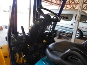 ขายรถโฟล์คลิฟท์โคมัสสุ FD 30-14 เสา 4 ม. มือสองญี่ปุ่นแท้