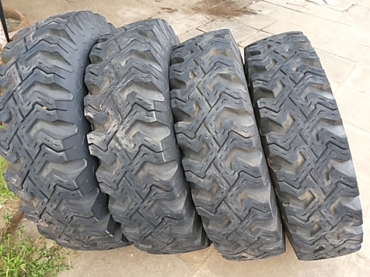 ขายยาง ก.ไก่ Goodyear ดอกเต็มๆ