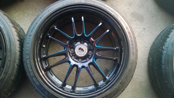 RE30 ขอบ17 ล้อใหม่คับ