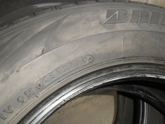 ยาง 195/65R15 ปี10 สวยๆ 4 เส้น ราคา 1200 บาท ยาง 195/65R15 ปี10 สวยๆ 4 เส้น ราคา 1200 บาท