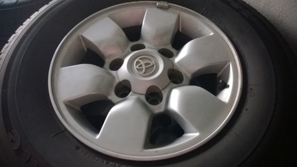 VIGO 15 พร้อมยาง