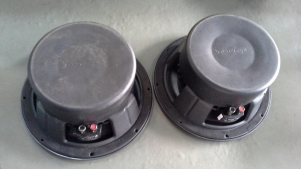 ลำโพง Sub Woofer Rockford Fosqate ขนาด 10 นิ้ว สวย ดี ถูก