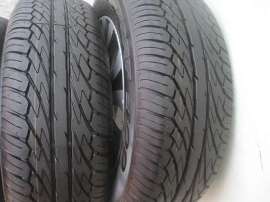 ขายล้อแม็กป้ายแดง Honda Freed 15"x5.5" et50 4รู100 พร้อมยาง ปี13  สนใจติดต่อเล็กคลองสามครับ (081-3747940)