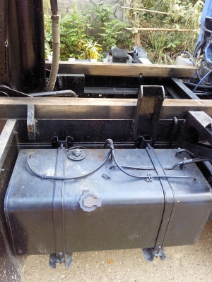 ขายรถดั้ม ISUZU ยูโร 2 เครื่อง100 แรงม้า NKR