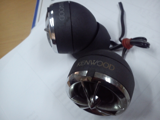 ทวิสเตอร์ KENWOOD แบบทรงโดม เสียงนุ่มไม่บาดหู ปรับทิศทางได้ ของมือสองญี่ปุ่นครับ ทวิสเตอร์ KENWOOD แบบทรงโดม เสียงนุ่มไม่บาดหู ปรับทิศทางได้ ของมือสองญี่ปุ่นครับ