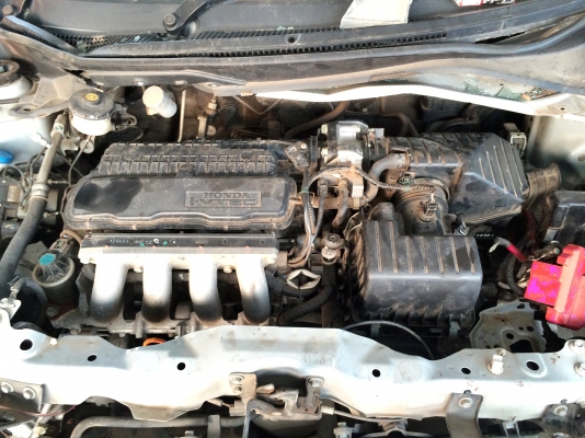 ขายด่วน HONDA BRIO ปี 2012 สีขาว