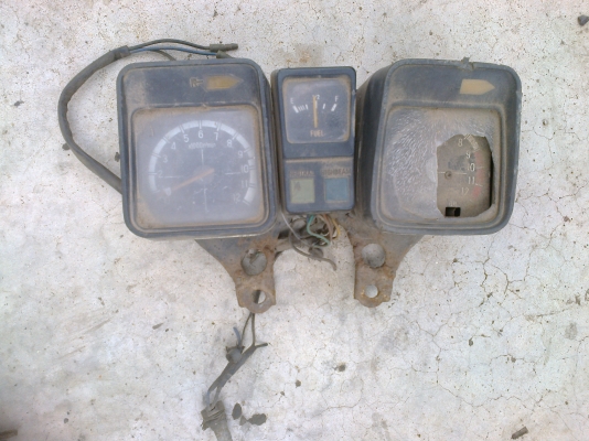 อร่อย หัวเขา เดิมบาง สุพัน  ติดต่อ 081-931-5032