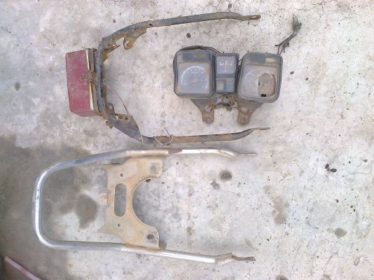 อร่อย หัวเขา เดิมบาง สุพัน  ติดต่อ 081-931-5032