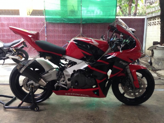 เอาใจสาวก CBR - CB - XJR 400 ทะเบียน/อินวอย-สพม เชิญด้านในเลยครับ เอาใจสาวก CBR - CB - XJR 400 ทะเบียน/อินวอย-สพม เชิญด้านในเลยครับ