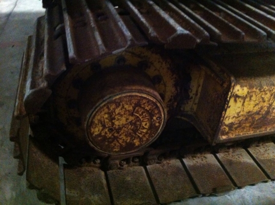 KOMATSU PC60-6 รถขุดพร้อมใช้งาน เก่านอก KOMATSU PC60-6 รถขุดพร้อมใช้งาน เก่านอก