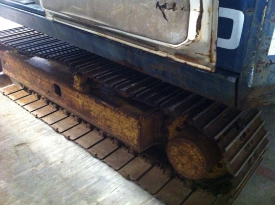 KOMATSU PC60-6 รถขุดพร้อมใช้งาน เก่านอก KOMATSU PC60-6 รถขุดพร้อมใช้งาน เก่านอก